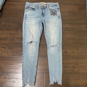 Zara Light Blue Skinny Jeans with Floral Embroidery